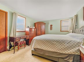81 Todd Road, Valley Stream NY 11580