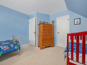 81 Todd Road, Valley Stream NY 11580