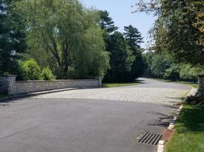 251 Barn Swallow Court, Manorville NY 11949