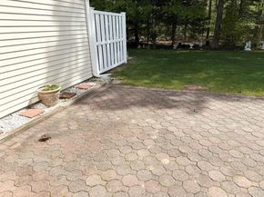 251 Barn Swallow Court, Manorville NY 11949