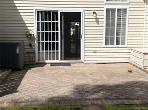 251 Barn Swallow Court, Manorville NY 11949