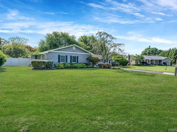 17 N Durkee Lane, East Patchogue NY 11772