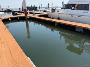 148 City Island Avenue D45, Bronx NY 10464