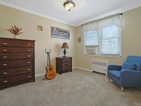 15 Bryant Crescent 2G, White Plains NY 10605