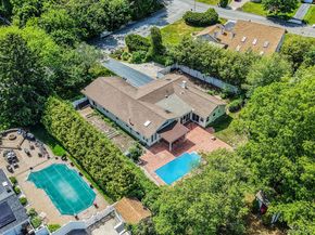 5 Tawny Pass, South Setauket NY 11720
