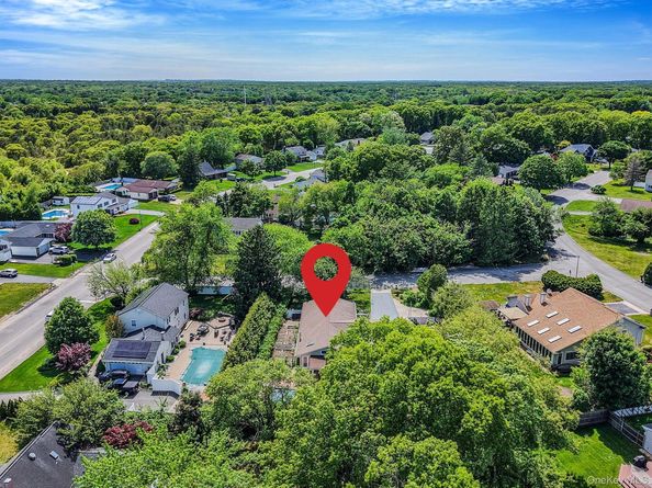 5 Tawny Pass, South Setauket NY 11720