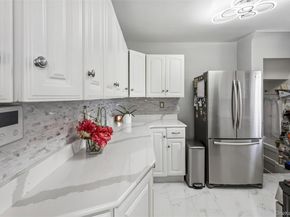 8 Cedarlawn Boulevard, Valley Stream NY 11580