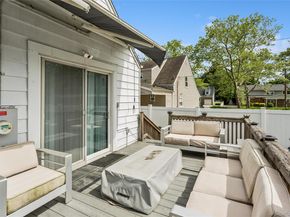 8 Cedarlawn Boulevard, Valley Stream NY 11580