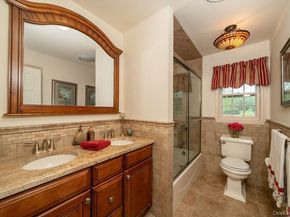 40 Hanson Lane, New Rochelle NY 10804