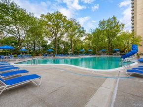 18-15 215 Street 1G, Bayside NY 11360