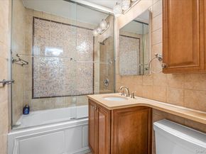18-15 215 Street 1G, Bayside NY 11360