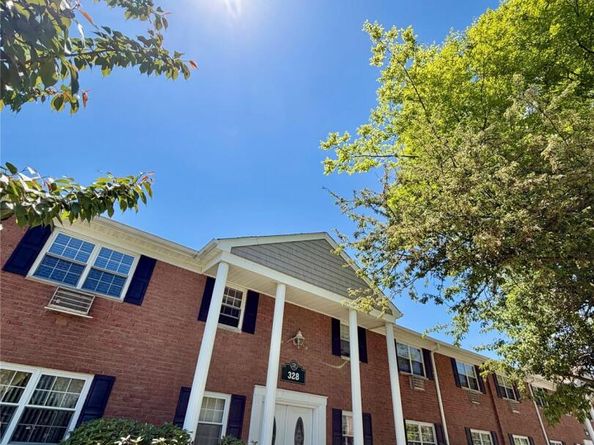 328 Lakeland Avenue 1A, Sayville NY 11782
