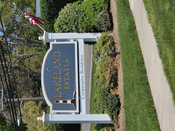 328 Lakeland Avenue 1A, Sayville NY 11782
