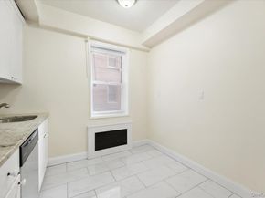 2 Sadore Lane 1V, Yonkers NY 10710