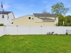 609 Montauk Highway, Oakdale NY 11769