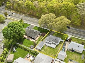 609 Montauk Highway, Oakdale NY 11769