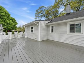 609 Montauk Highway, Oakdale NY 11769