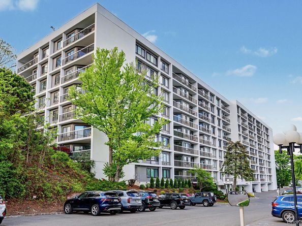 500 High Point Drive 810, Hartsdale NY 10530