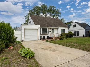 2687 Fox Road, Baldwin NY 11510