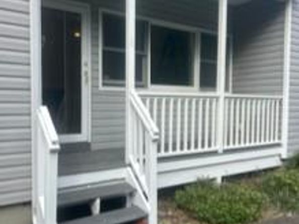 6 Concord Avenue, Medford NY 11763