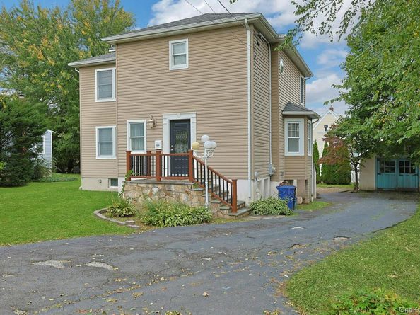 19 Cambridge Street E, Valhalla NY 10595