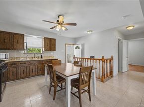 465 Washington Place, Mineola NY 11501