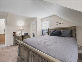 465 Washington Place, Mineola NY 11501