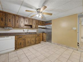 465 Washington Place, Mineola NY 11501