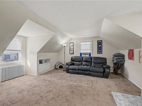 465 Washington Place, Mineola NY 11501