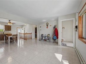 465 Washington Place, Mineola NY 11501