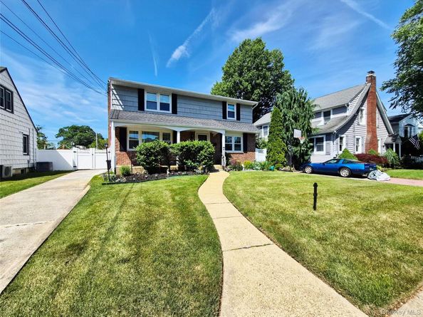 1920 Clemons Street, Bellmore NY 11710