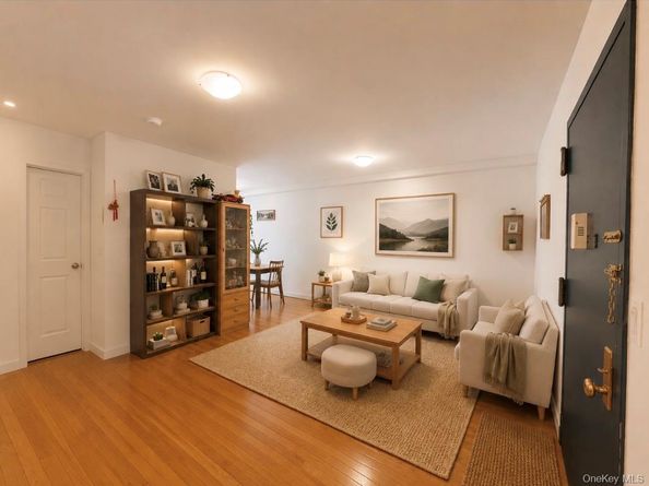 104-64 39th Avenue 4A, Corona NY 11368