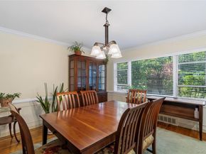 128 Atkinson Road, Rockville Centre NY 11570