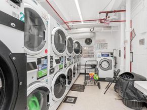 525 West 236th Street 6G, Bronx NY 10463