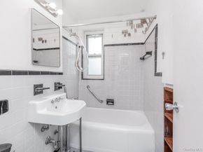 525 West 236th Street 6G, Bronx NY 10463