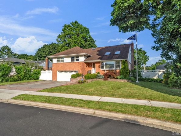 46 Audrey Road, Westbury NY 11590