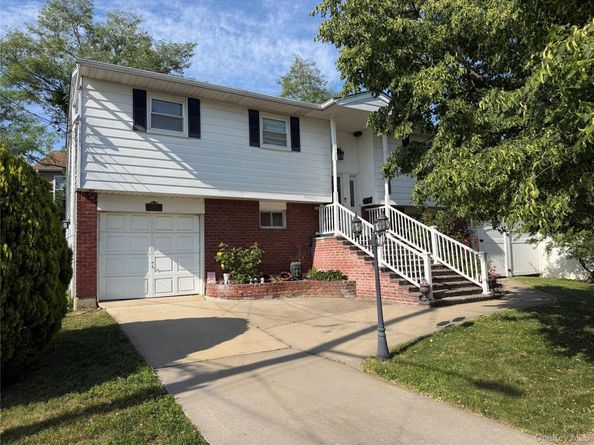 3009 Fishermans Road, Baldwin NY 11510
