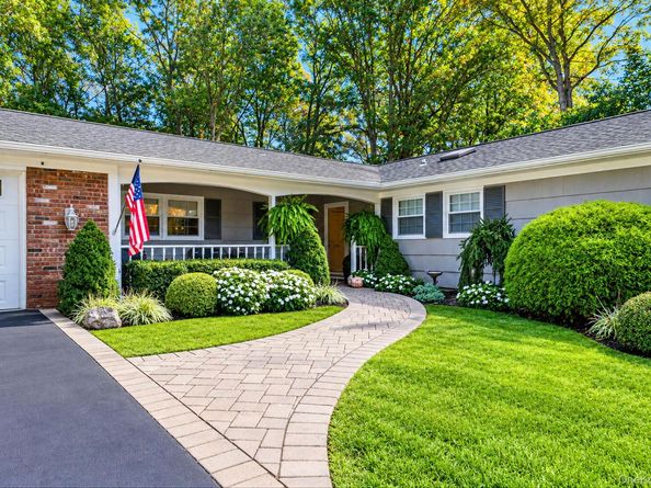 103 Sycamore Circle, Stony Brook NY 11790