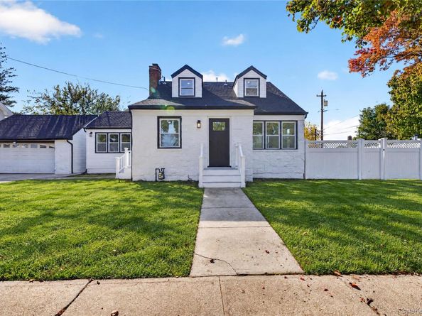 195 Ivy Street, West Hempstead NY 11552