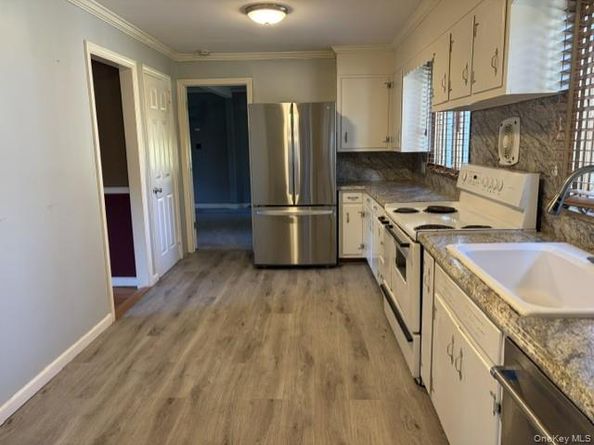 627 Larkfield Road, East Northport NY 11731