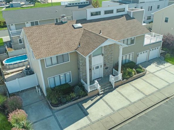 Undisclosed Address #L3593400, Lido Beach NY 11561