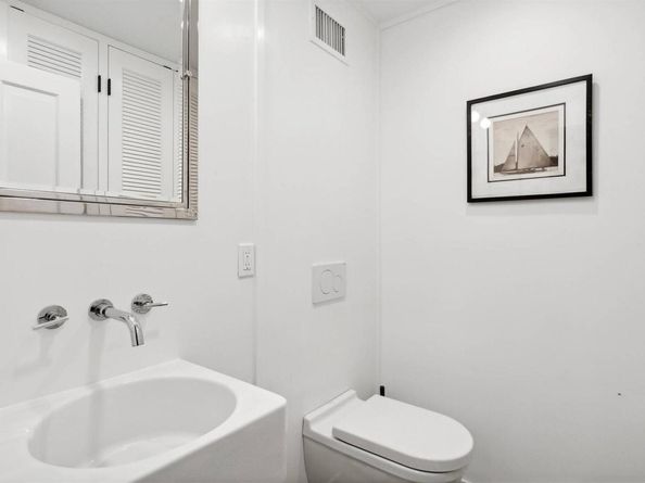 7 Grand Avenue, Shelter Island NY 11964