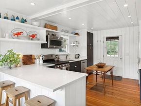 7 Grand Avenue, Shelter Island NY 11964