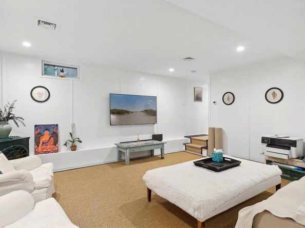 7 Grand Avenue, Shelter Island NY 11964