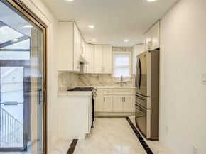 21 Fremont Road, Valley Stream NY 11581