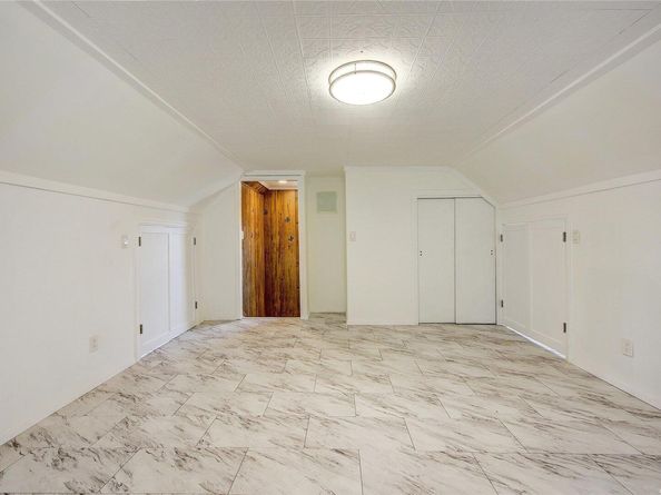 21 Fremont Road, Valley Stream NY 11581