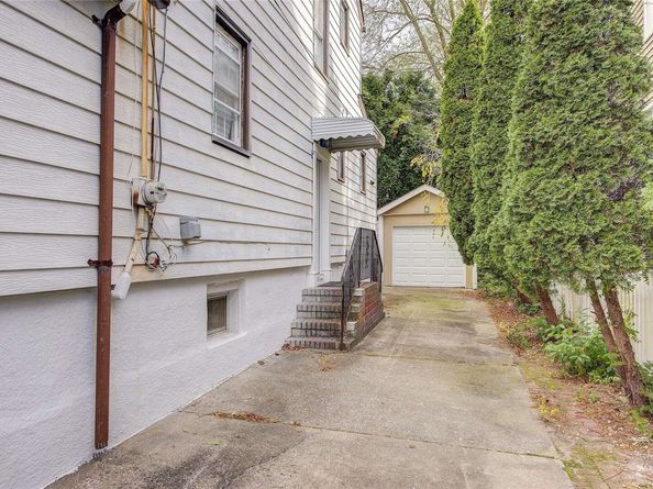 21 Fremont Road, Valley Stream NY 11581