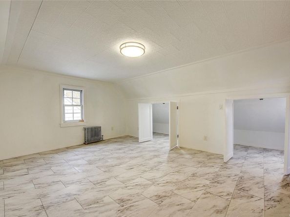 21 Fremont Road, Valley Stream NY 11581