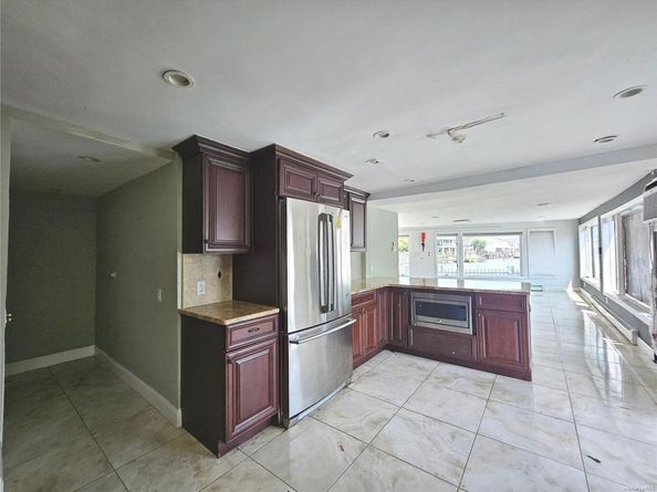 1130 Van Buren Place, Baldwin NY 11510