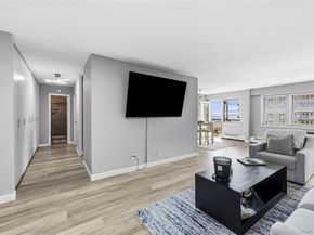 25 Neptune Boulevard 4H, Long Beach NY 11561